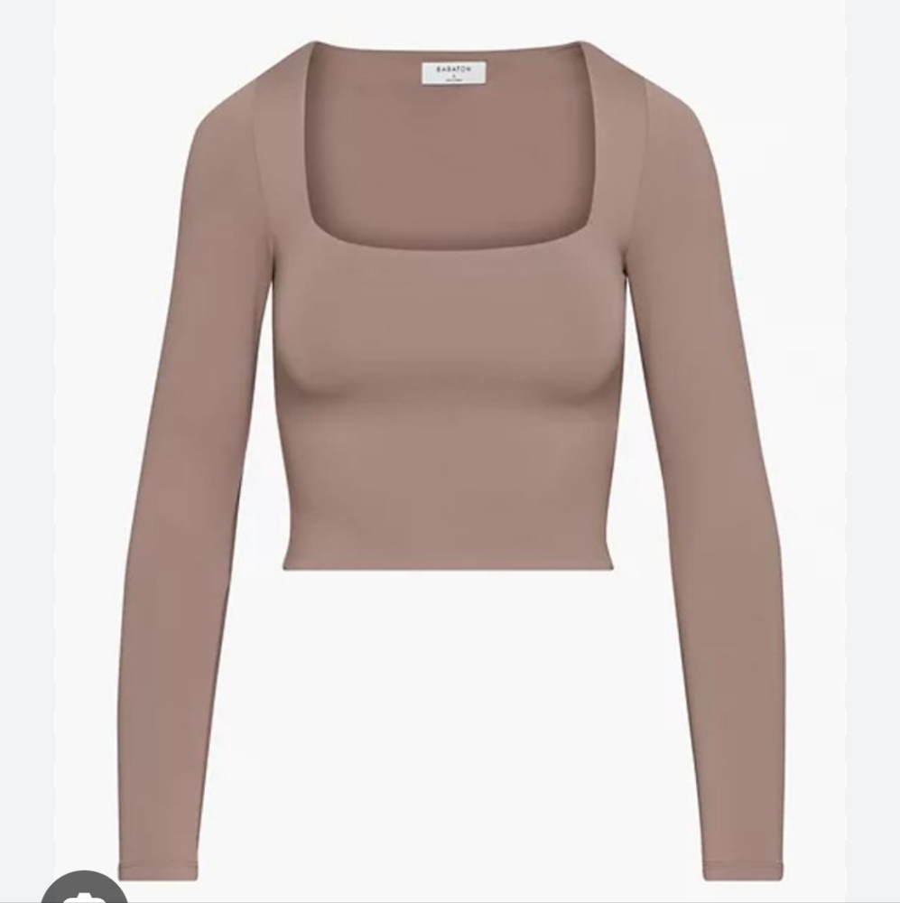 Aritzia babaton long sleeve contour size small